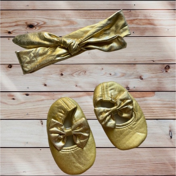 Minnie Mouse Baby girl Set - Picture 2 of 3